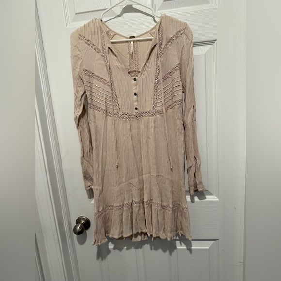 Free People Boho Peasant Cream Crochet Dress Size Small. - Picture 2 of 6